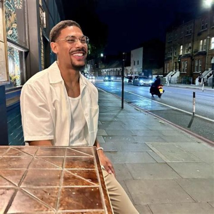 Aaron Pierre Wife Age: A Comprehensive Guide to Her Life, Career, and Relationship