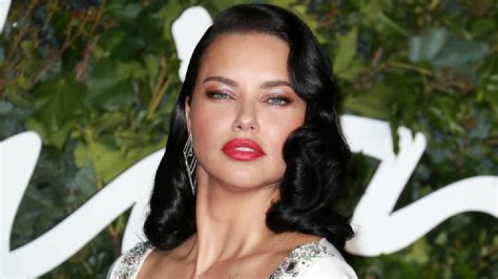 Adriana Lima Weight: A Look At The Supermodel's Fitness Journey