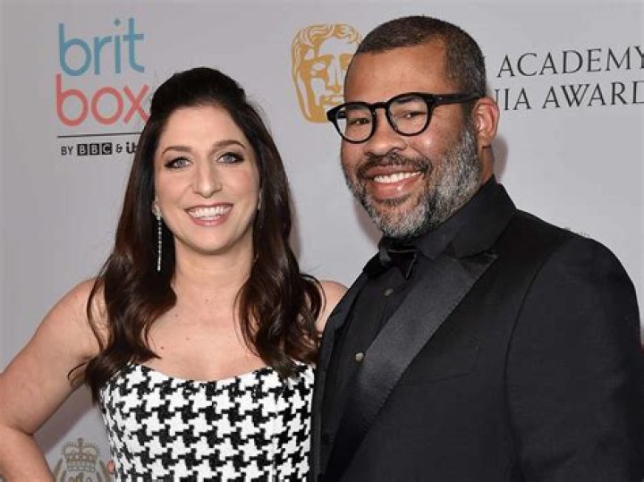 Chelsea Peretti's Son: A Guide To His Life And Career