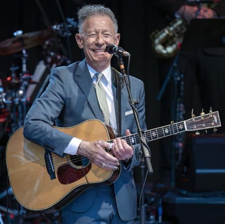 Did Lyle Lovett Have a Stroke? Exploring the Facts and Rumors