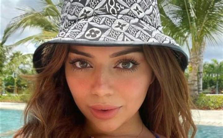 Erome Katiana: A Comprehensive Guide to Her Life, Career, and Achievements