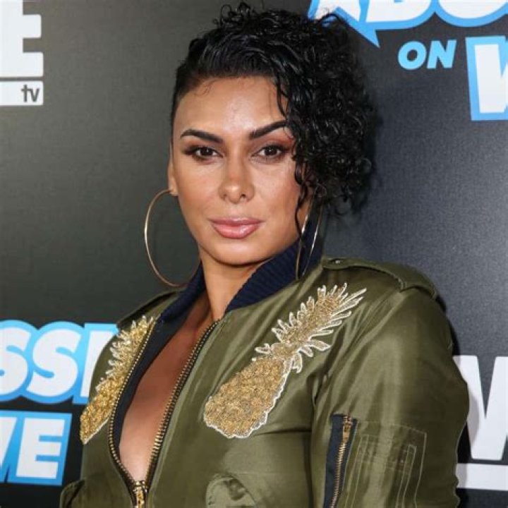 Exploring The Intriguing Connection Between Shaq And Laura Govan