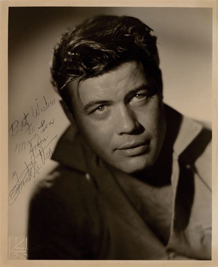 Frank Sutton Net Worth: A Comprehensive Look at the Iconic Actor&rsquo;s Wealth and Legacy