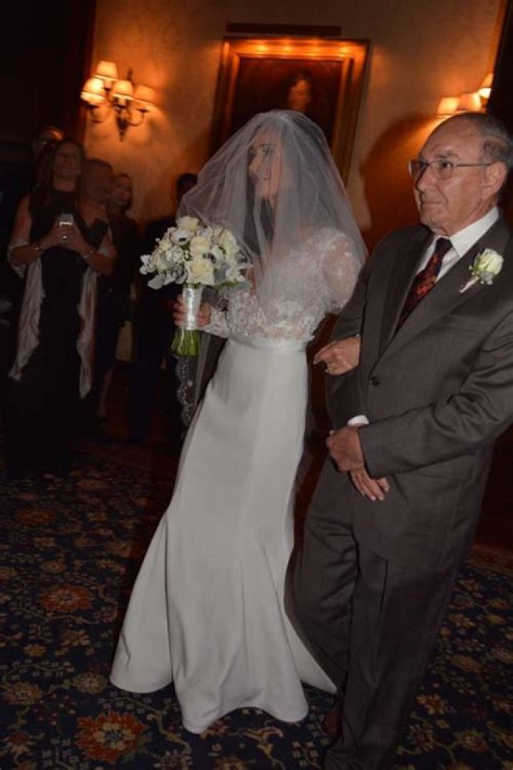 Greg Kelly Wife Age: A Comprehensive Look into Their Lives