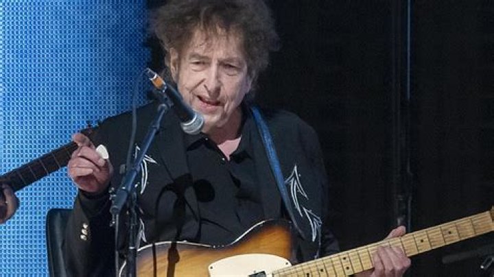 Is Bob Dylan Still Alive in 2025?
