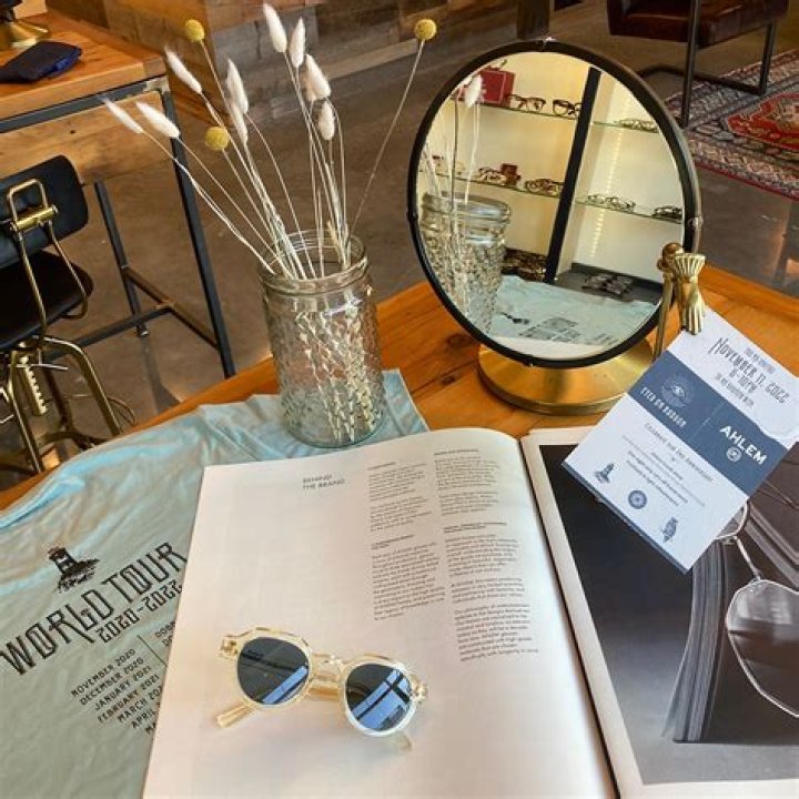 Joseph Rennie: Expert Eyewear Designer
