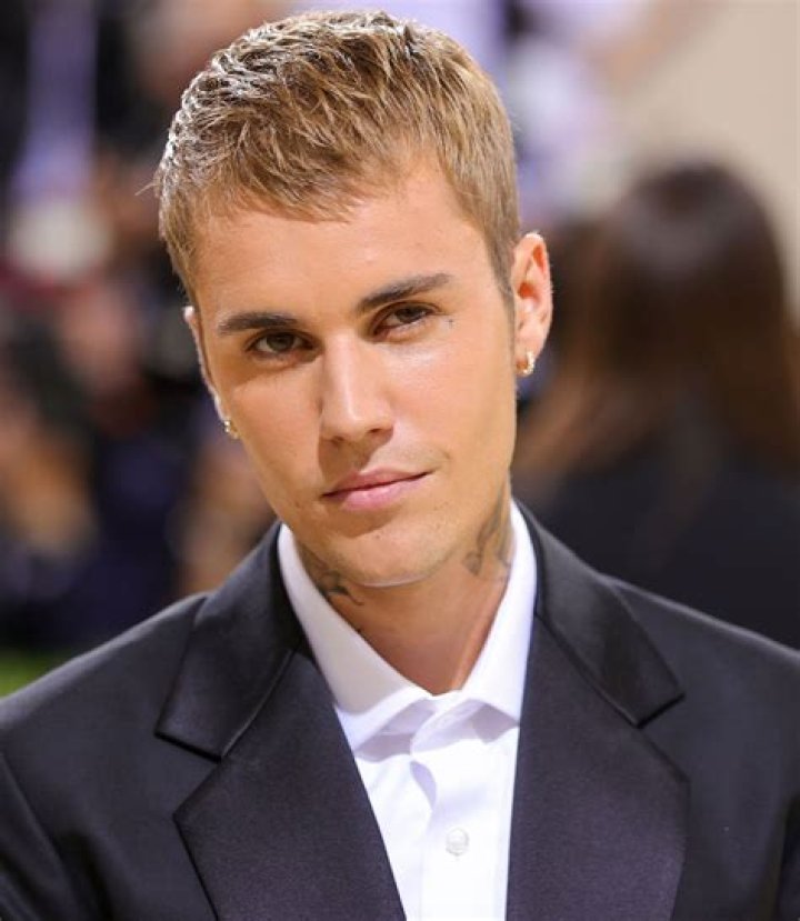 Justin Bieber: The Ultimate Pop Icon