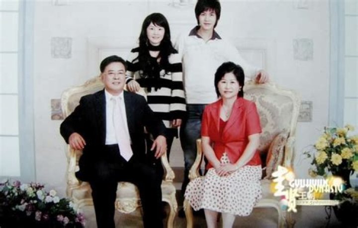 Lee Min-ho's Parents: Exploring the Family Background of the Iconic K-Drama Star