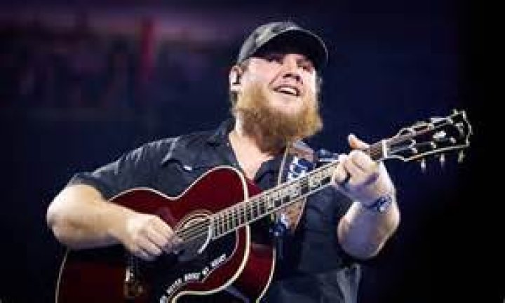 Luke Combs: Behind Biden's Country Charm