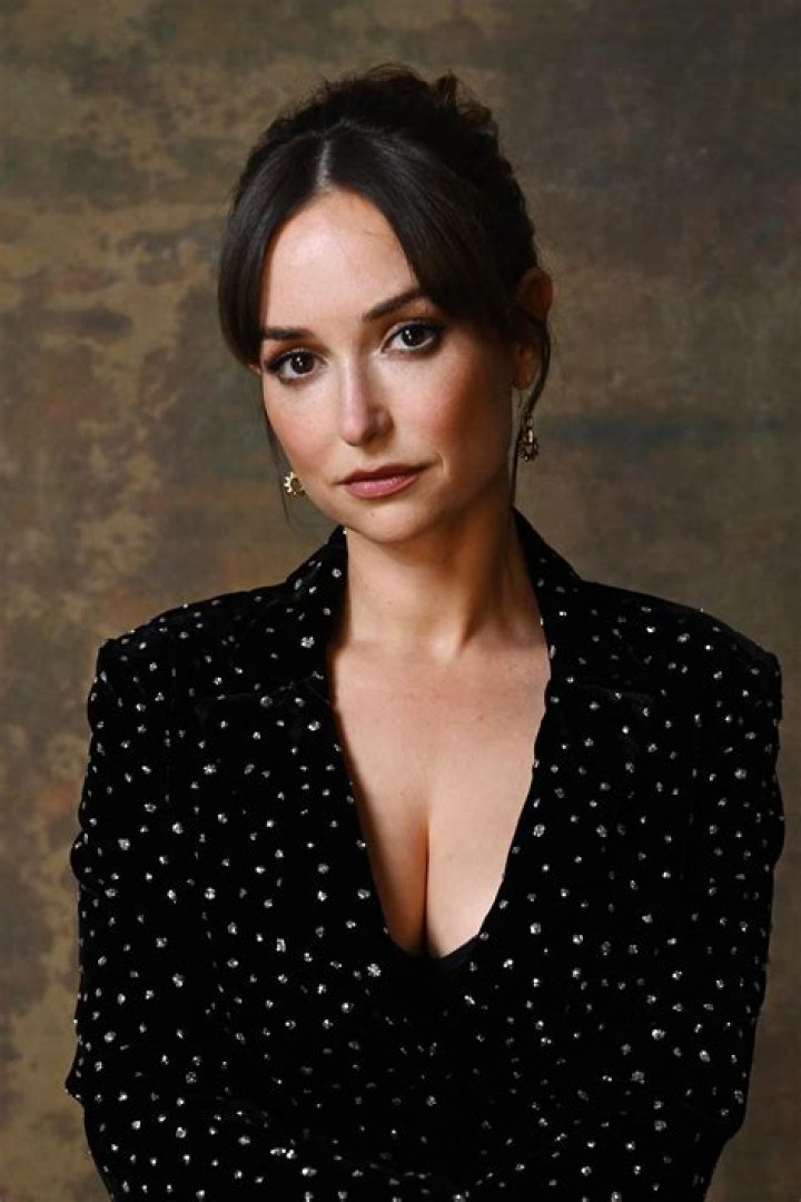 Milana Vayntrub: A Rising Star in the Entertainment Industry