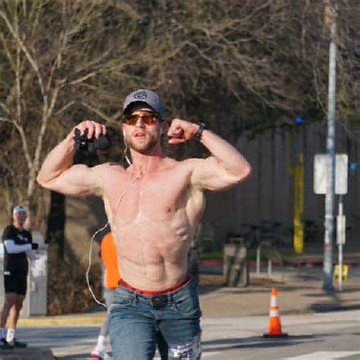 Truett Hanes Bio: The Inspiring Journey of a Prominent Figure