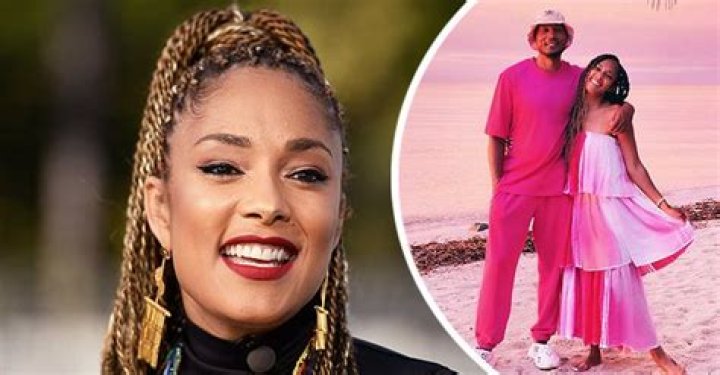 Unveiling The Romantic History: Who Has Amanda Seales Dated?