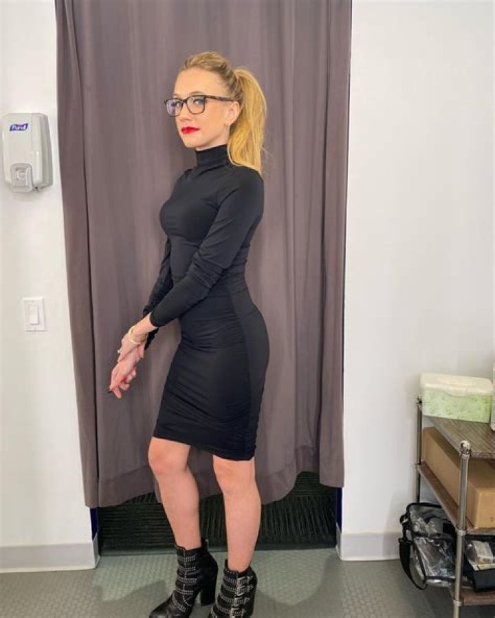 When is Kat Timpf Due? A Comprehensive Guide to Her Journey and Timeline