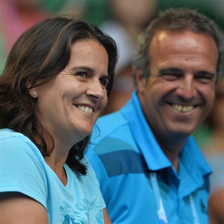 Who Is Conchita Martinez Partner? A Comprehensive Guide