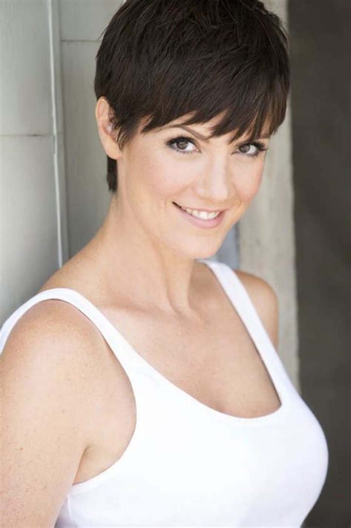 Zoe McLellan: A Rising Star in the Entertainment World